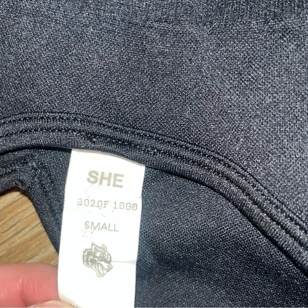 Darc Sport Sports Bra Everson Dual Wolf Seamless in Black - Picture 3 of 3